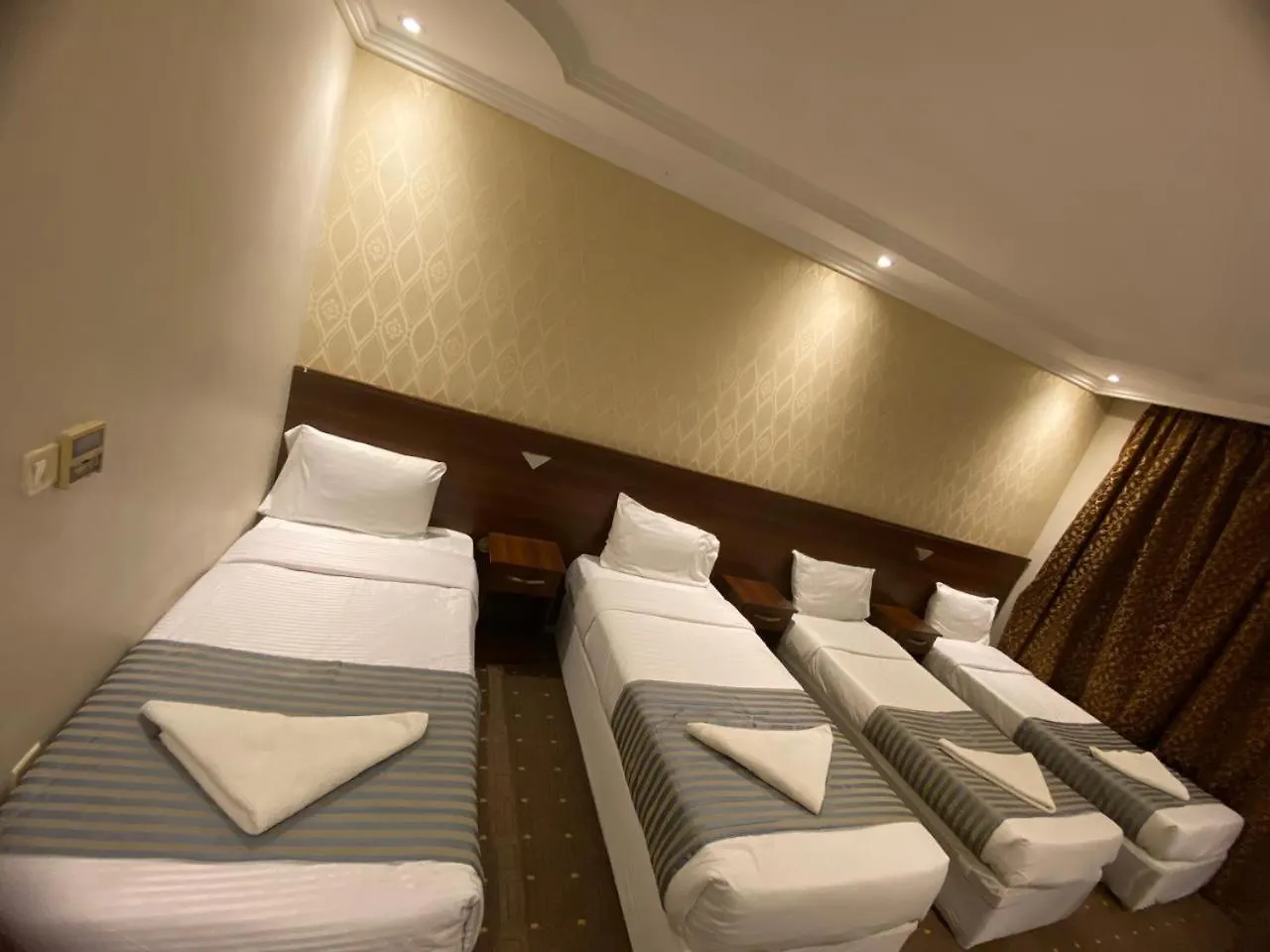 Hotel Akaber Alhyat Eltayser Mekke Suudi Arabistan