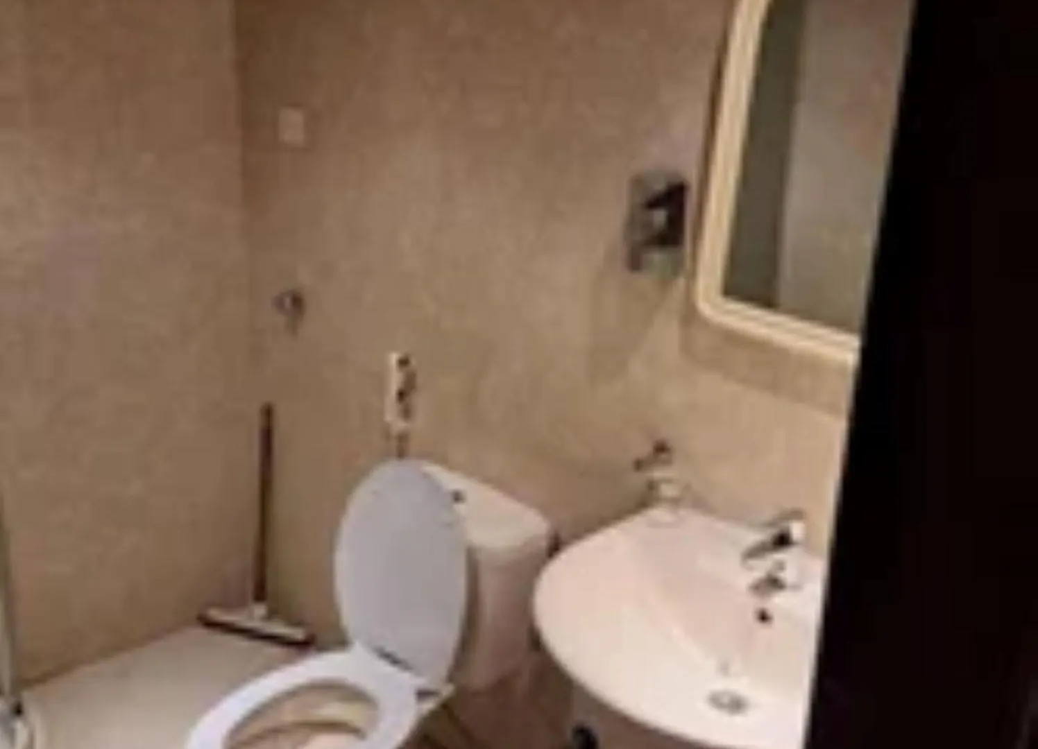 Hotel Akaber Alhyat Eltayser Mekke Suudi Arabistan