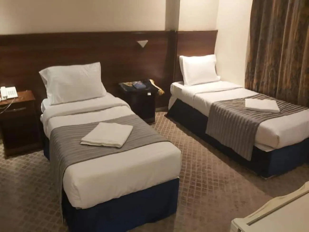 Hotel Akaber Alhyat Eltayser مكة
