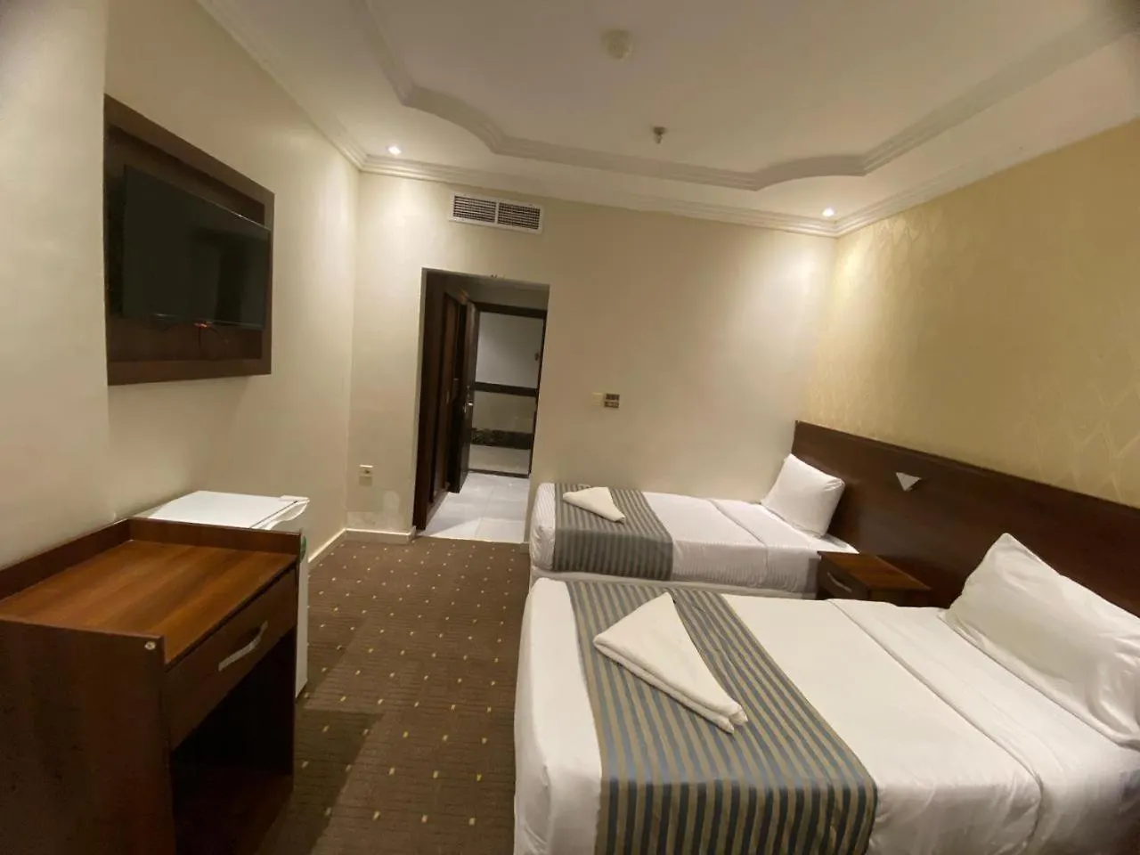 Hotel Akaber Alhyat Eltayser مكة