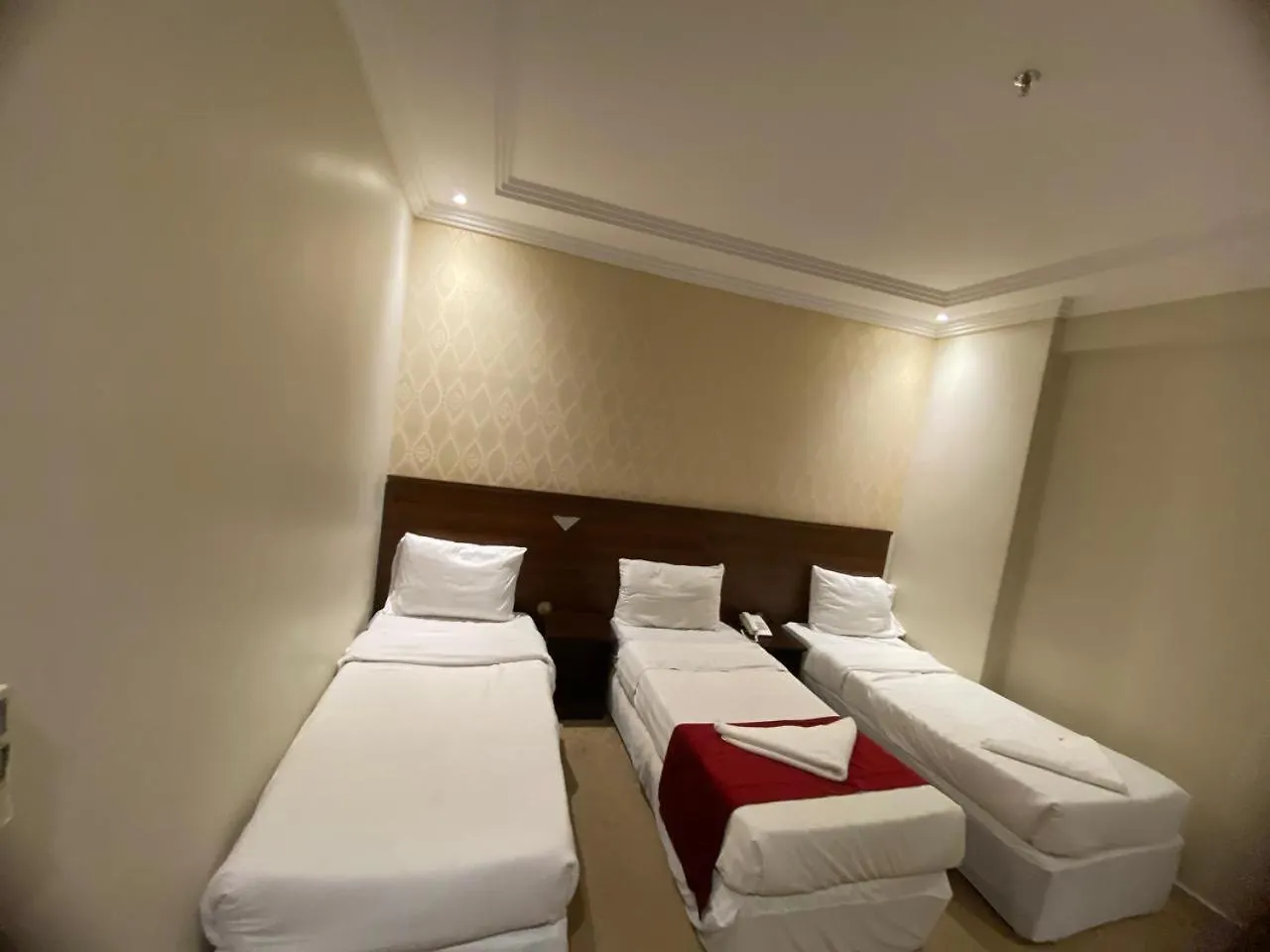 Hotel Akaber Alhyat Eltayser Mekka 0*,